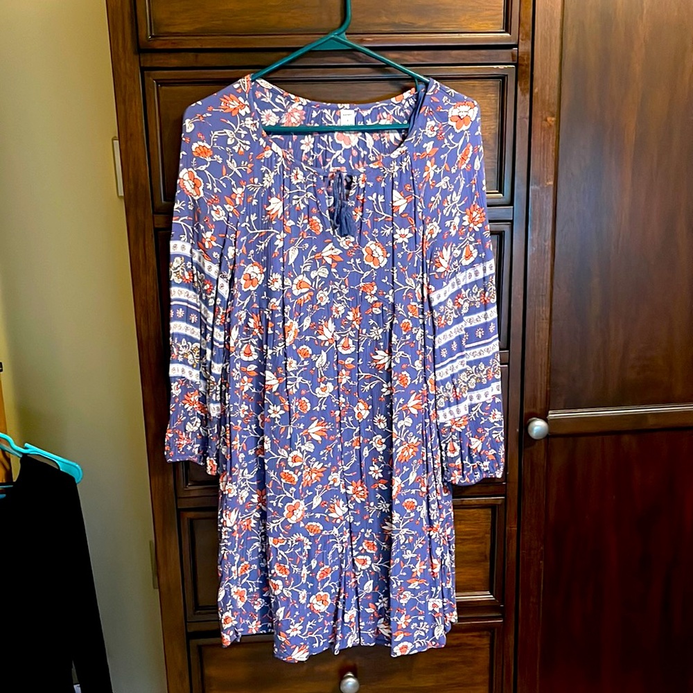 2 layer long sleeves floral print dress NWOT